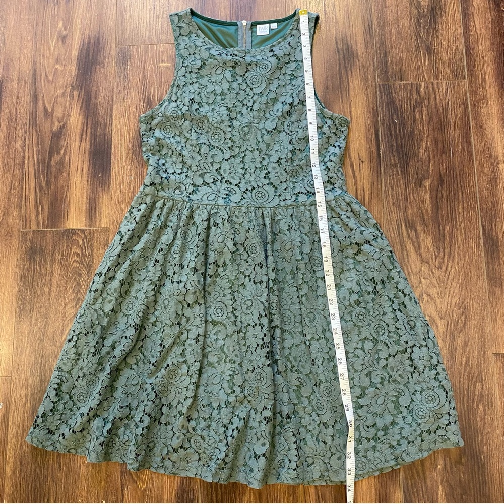 green lace dress high neck sleeveless - Picture 9 of 11